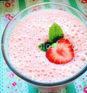 Summer smoothie with strawberries